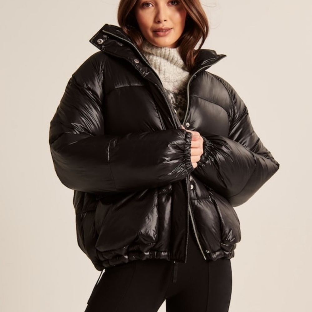 Abercrombie & Fitch Oversized Puffer Jacket Black NWT XS